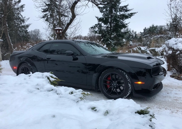 Dodge Challenger cena 390000 przebieg: 1695, rok produkcji 2019 z Szydłowiec małe 781